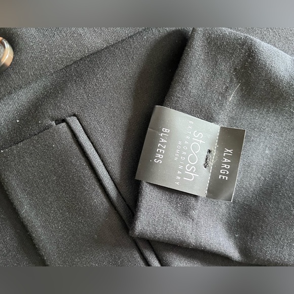 New w/o tags. Elegant Black Blazer. - Picture 4 of 5